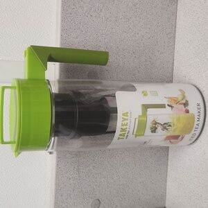 Takeya iced tea maker NWT